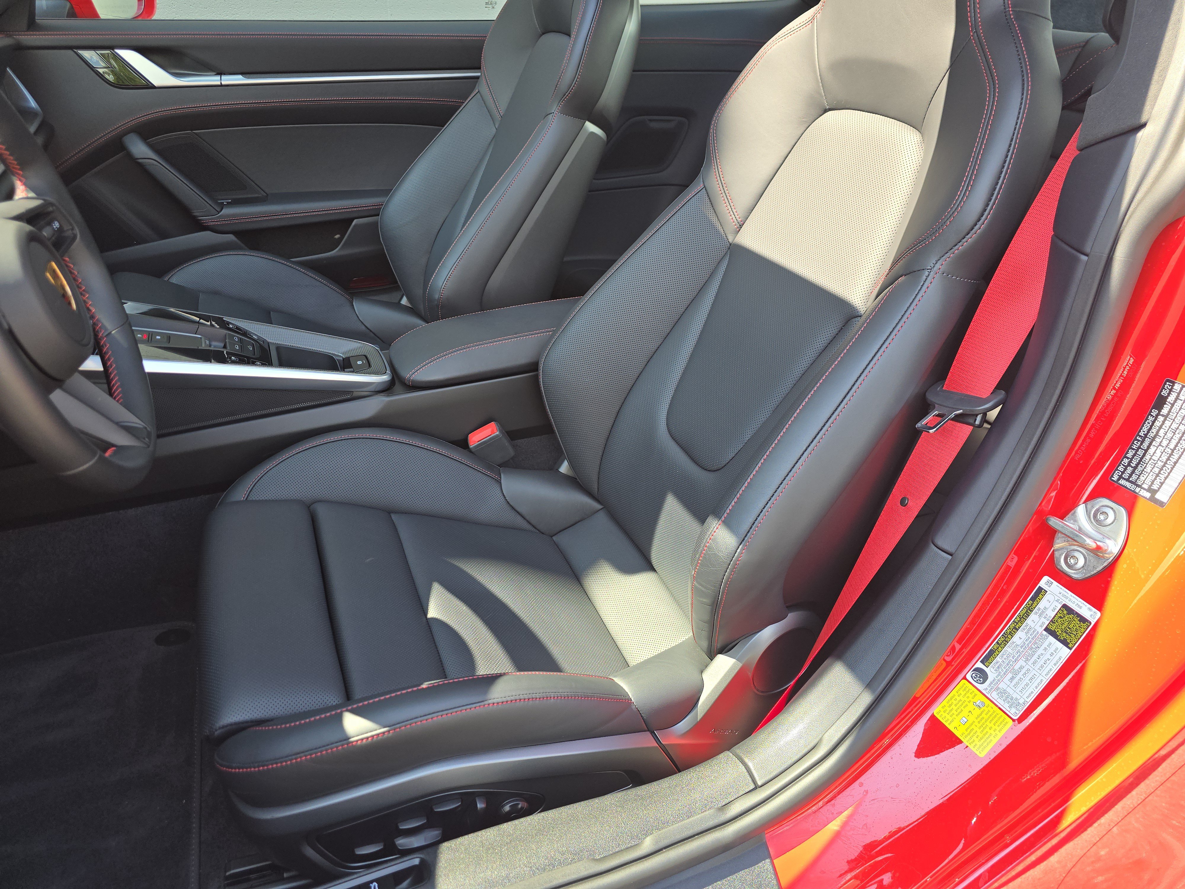 Certified 2021 Porsche 911 Turbo S AWD/4WD image 5