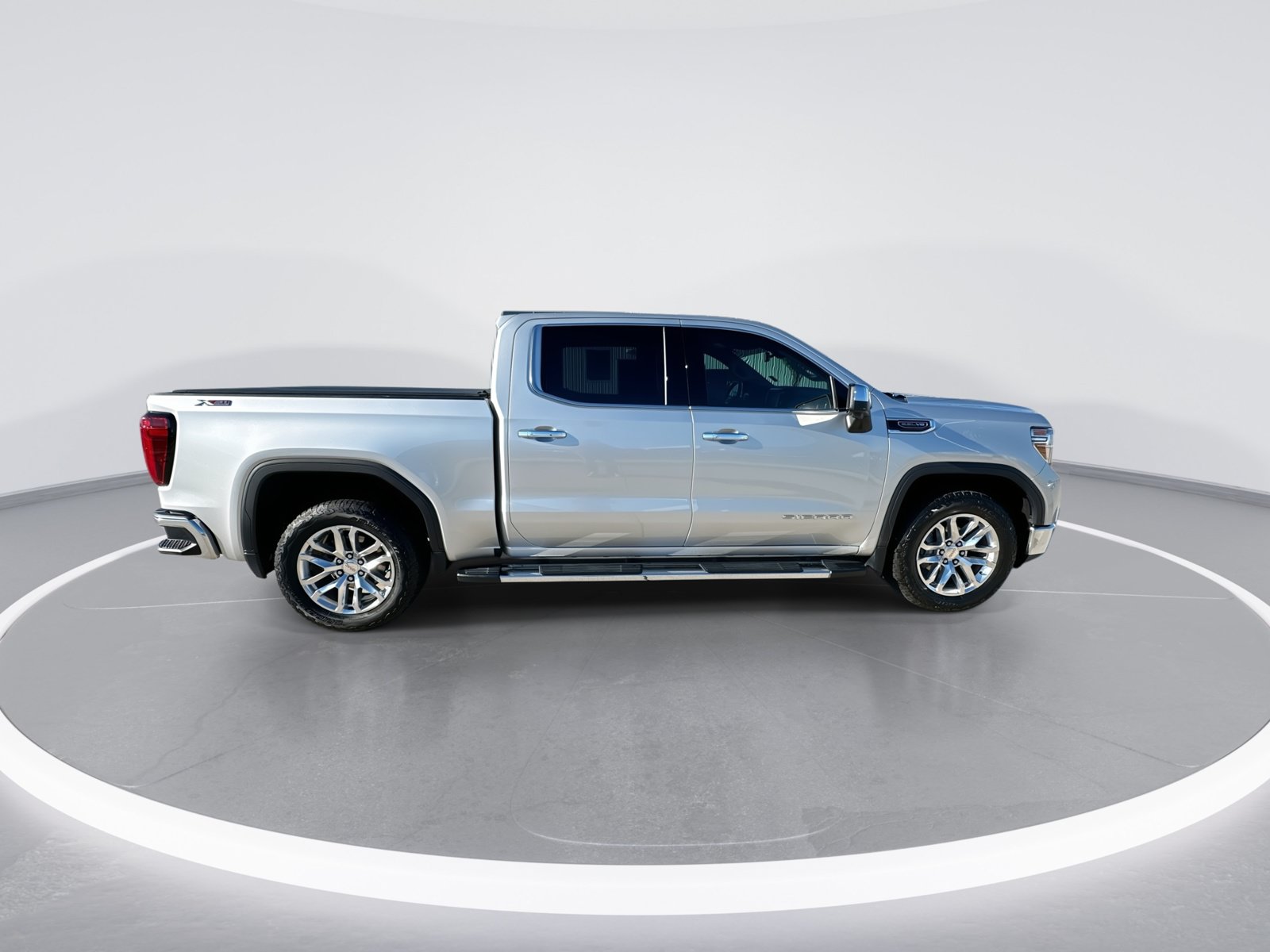 Used 2020 GMC Sierra 1500 SLT w/ SLT Premium Plus Package AWD/4WD image 9
