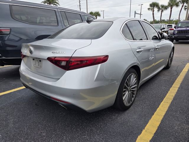 Used 2017 Alfa Romeo Giulia Ti w/ Lusso Light Wood Package RWD image 5