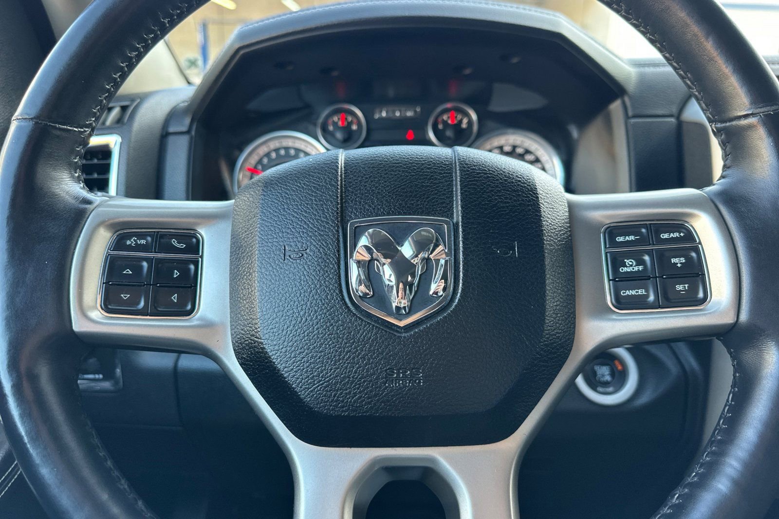 Used 2015 RAM 1500 Laramie w/ Convenience Group RWD image 29
