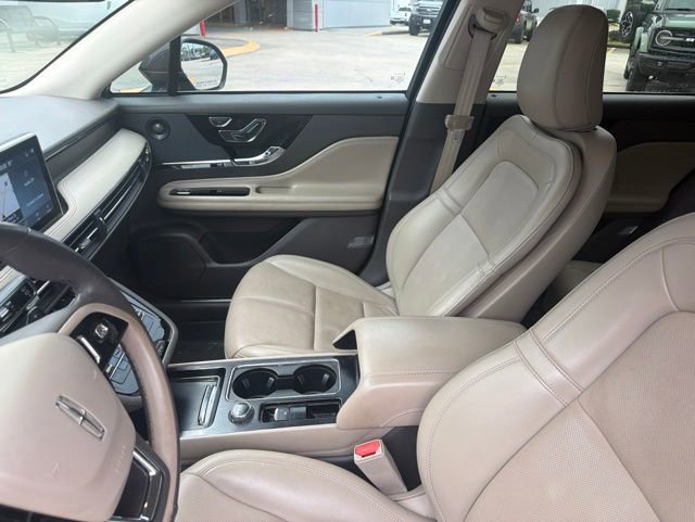 Used 2021 Lincoln Corsair Reserve w/ Elements Package FWD image 15