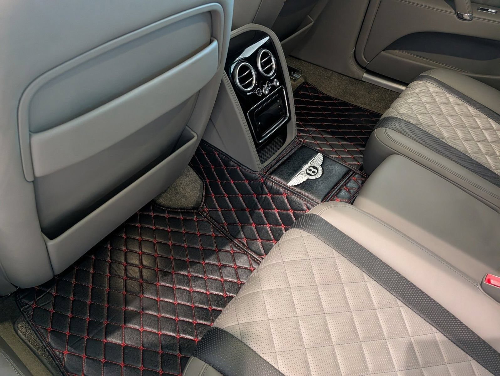 Used 2017 Bentley Flying Spur S W12 AWD/4WD image 28