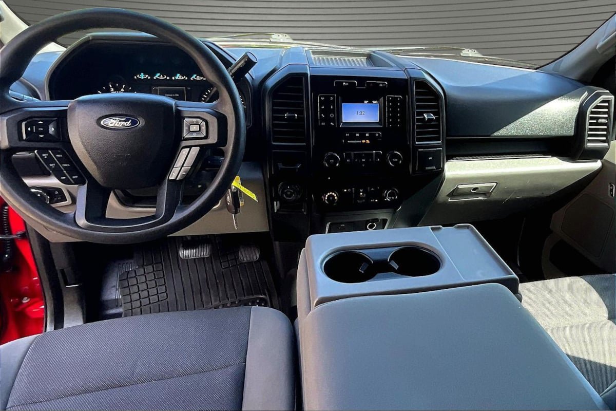 Used 2018 Ford F150 XL w/ Equipment Group 101A Mid RWD image 8