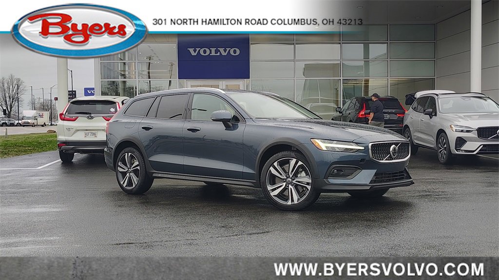 Certified 2025 Volvo V60 B5 Cross Country Plus