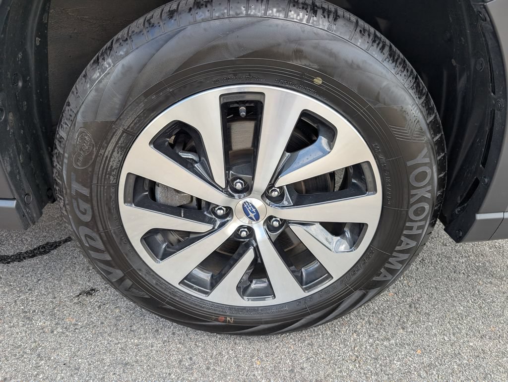 Used 2024 Subaru Outback Premium AWD/4WD image 12