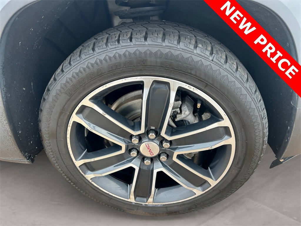Used 2023 GMC Acadia SLT w/ Technology Package image 14