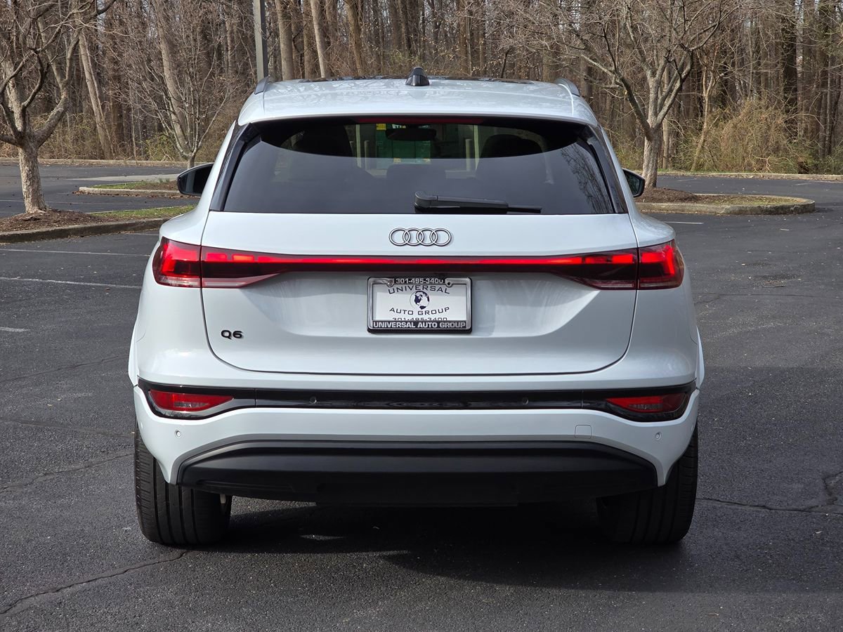 Used 2025 Audi Q6 e-tron Premium Plus AWD/4WD image 5
