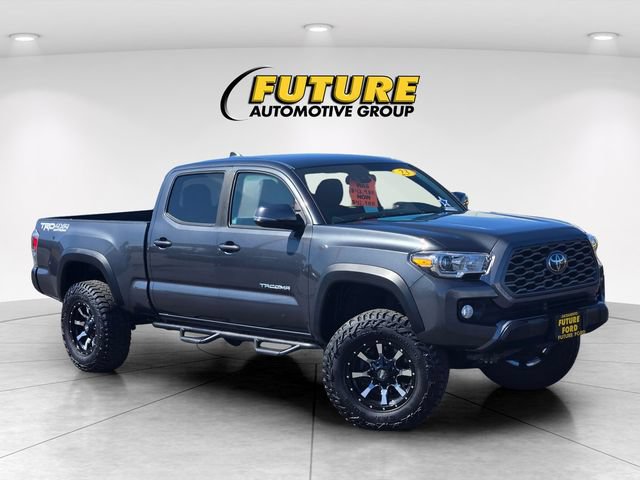 Used 2023 Toyota Tacoma TRD Off-Road w/ Advanced Technology Package AWD/4WD image 1