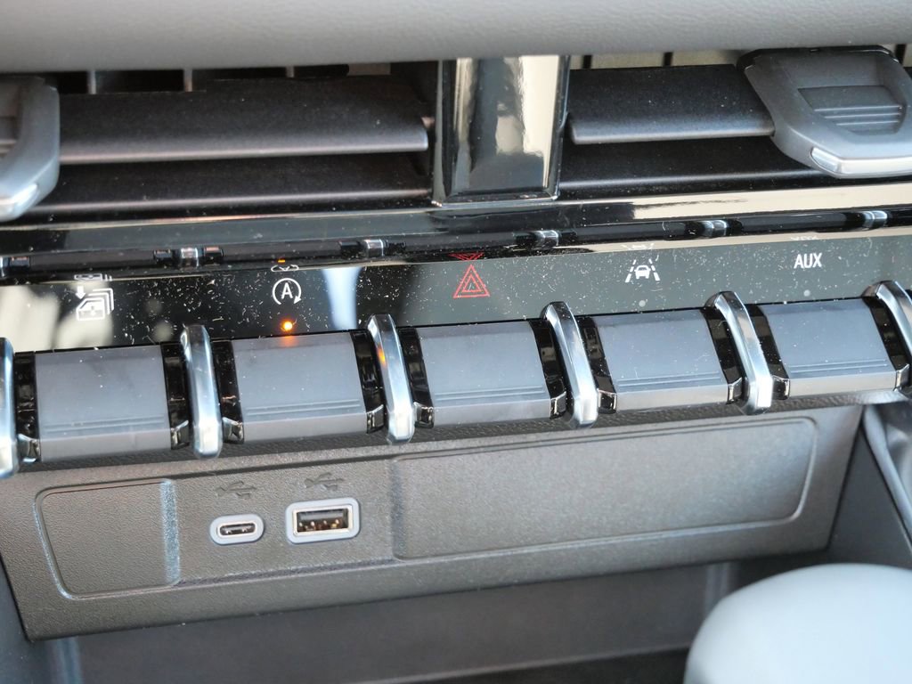 New 2026 GMC Canyon Elevation w/ Convenience Package image 50