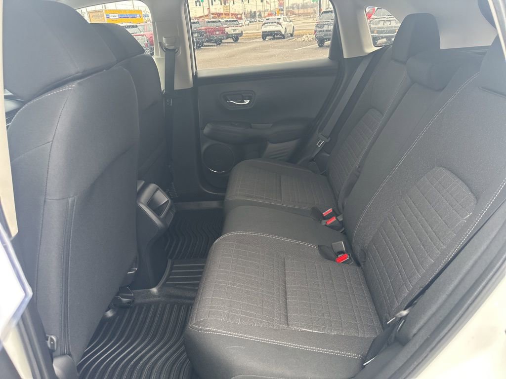 Used 2023 Honda HR-V LX image 23