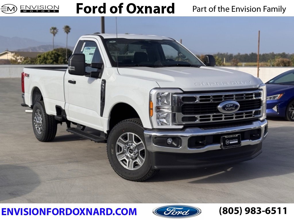 New 2025 Ford F350 XLT w/ FX4 Off-Road Package