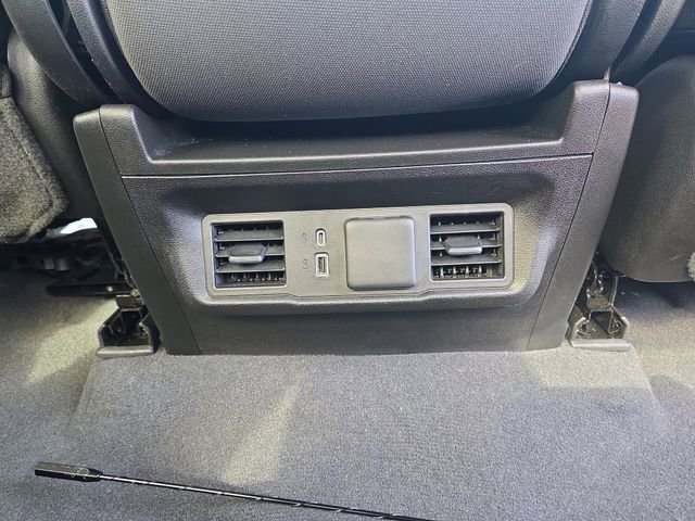 Used 2022 Chevrolet Silverado 1500 LT image 36