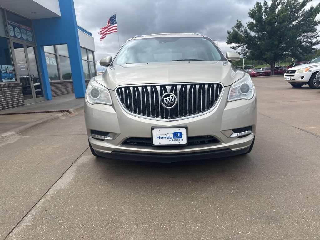 Used 2016 Buick Enclave Premium AWD/4WD image 2