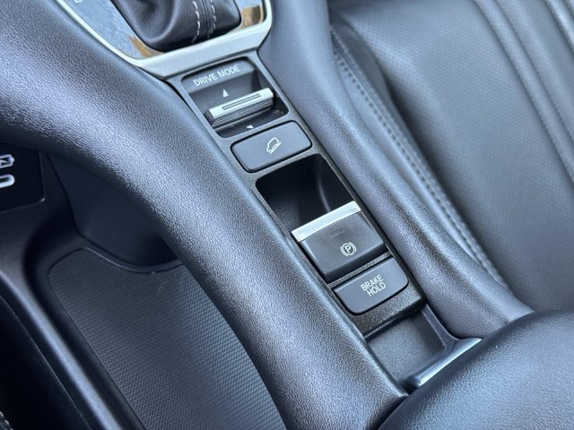 Used 2026 Honda HR-V EX-L image 17