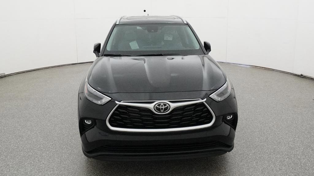 New 2026 Toyota Highlander XLE image 20