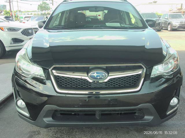 Used 2016 Subaru Crosstrek 2.0i Premium AWD/4WD image 2