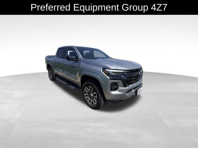 Used 2023 Chevrolet Colorado Z71 w/ Z71 Convenience Package 2 AWD/4WD image 5