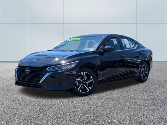 Used 2025 Nissan Sentra SV FWD image 1