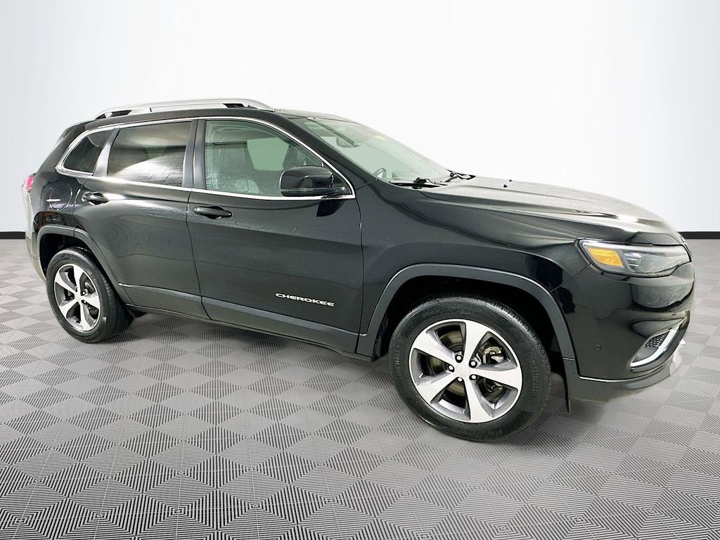 Certified 2021 Jeep Cherokee Limited w/ Elite Package AWD/4WD image 8