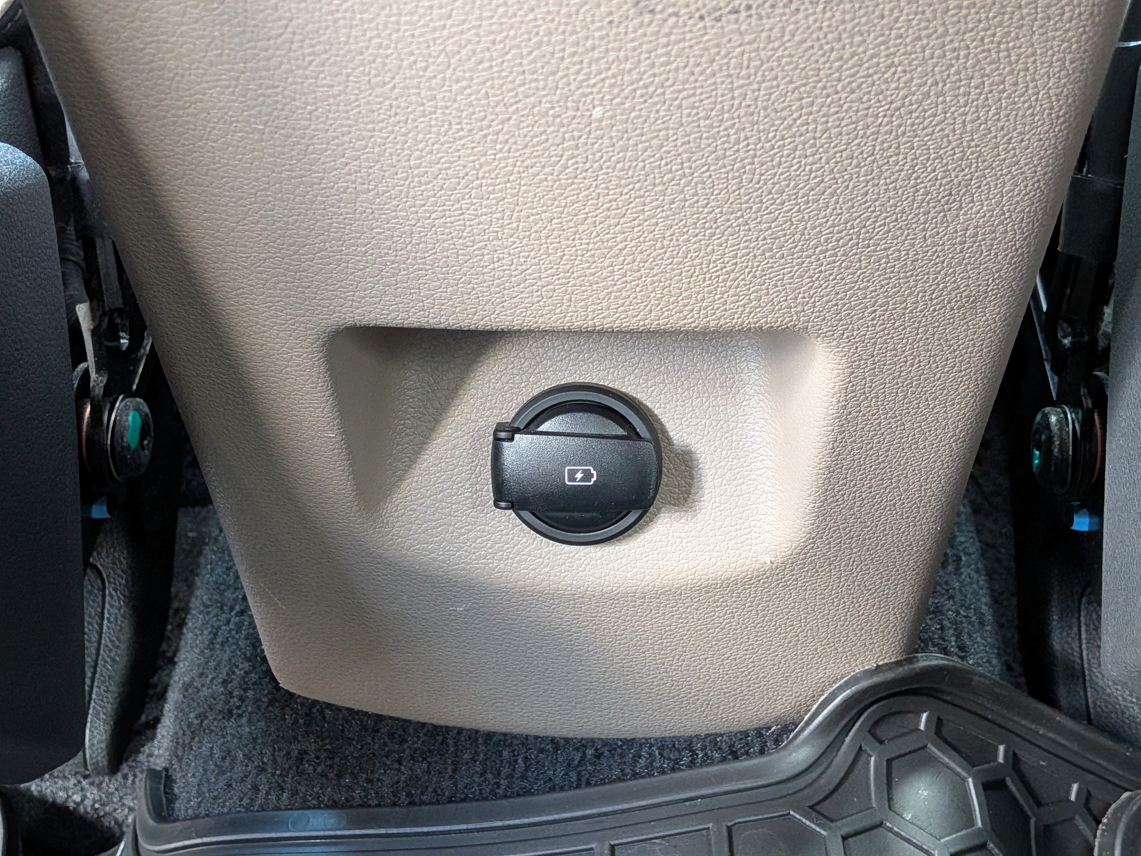 Used 2019 Hyundai Tucson Limited FWD image 16
