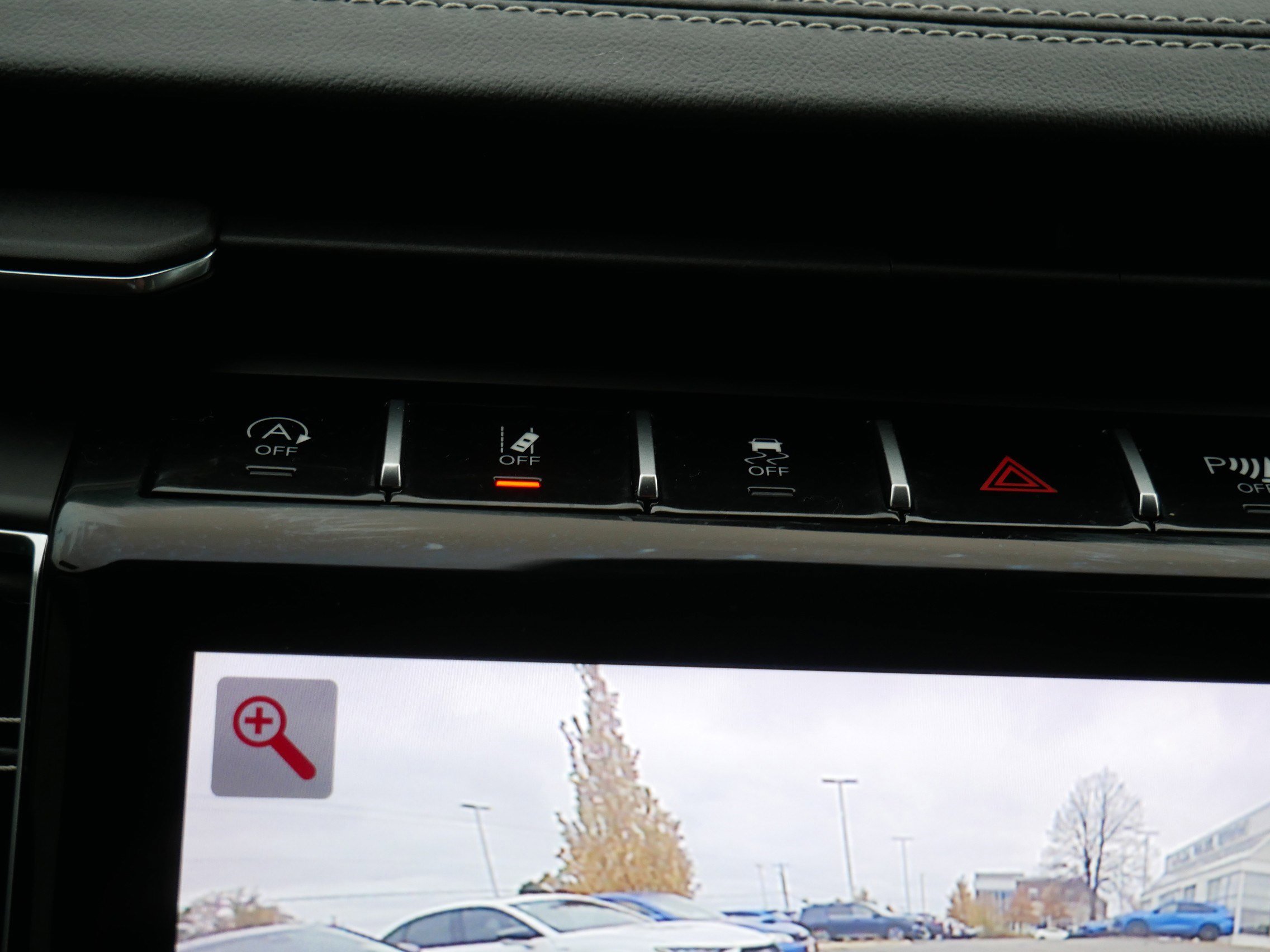 Used 2022 Jeep Grand Cherokee Overland w/ Luxury Tech Group IV image 34