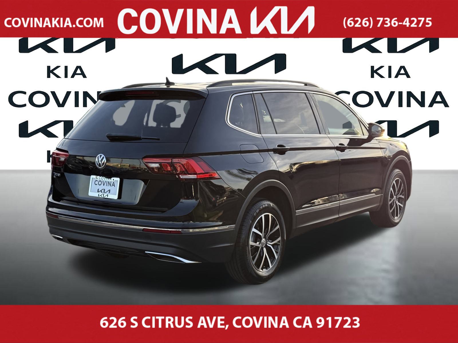 Used 2021 Volkswagen Tiguan SE w/ Panoramic Sunroof Package image 8