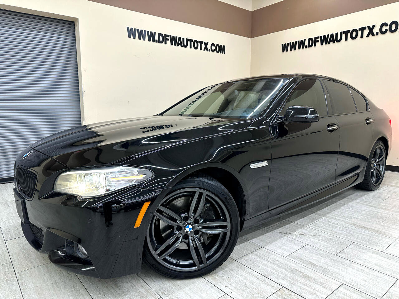 Used 2014 BMW 550i Sedan RWD image 1