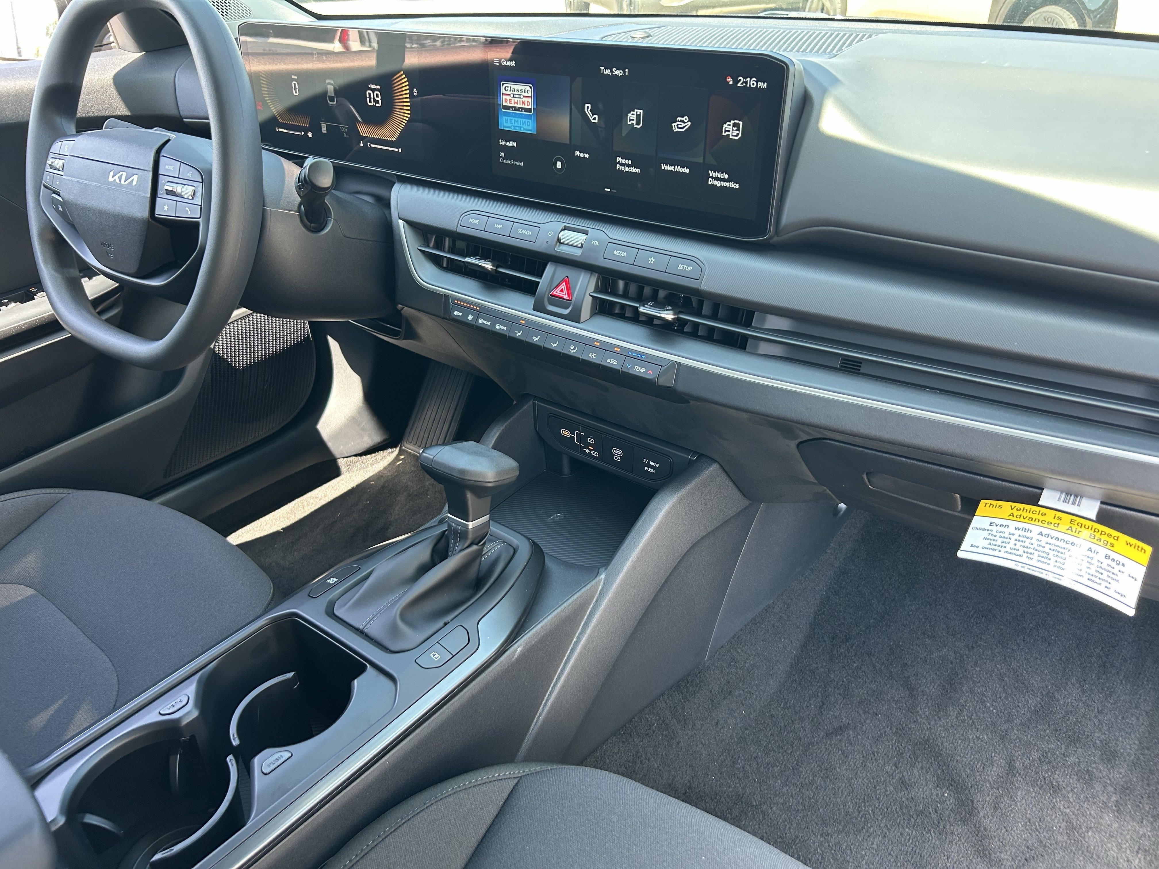 New 2026 Kia K4 FWD image 12