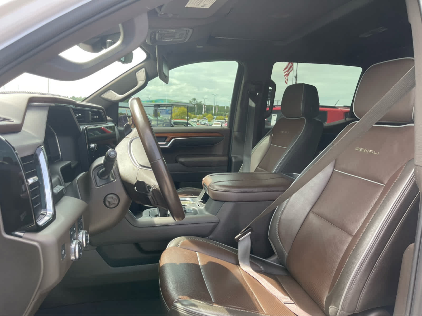 Used 2023 GMC Sierra 1500 Denali w/ Denali Reserve Package AWD/4WD image 10
