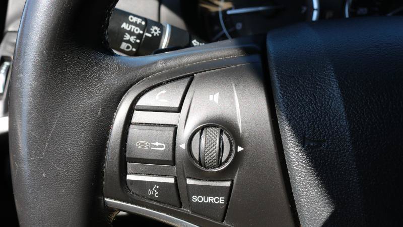 Used 2020 Acura MDX SH-AWD image 9