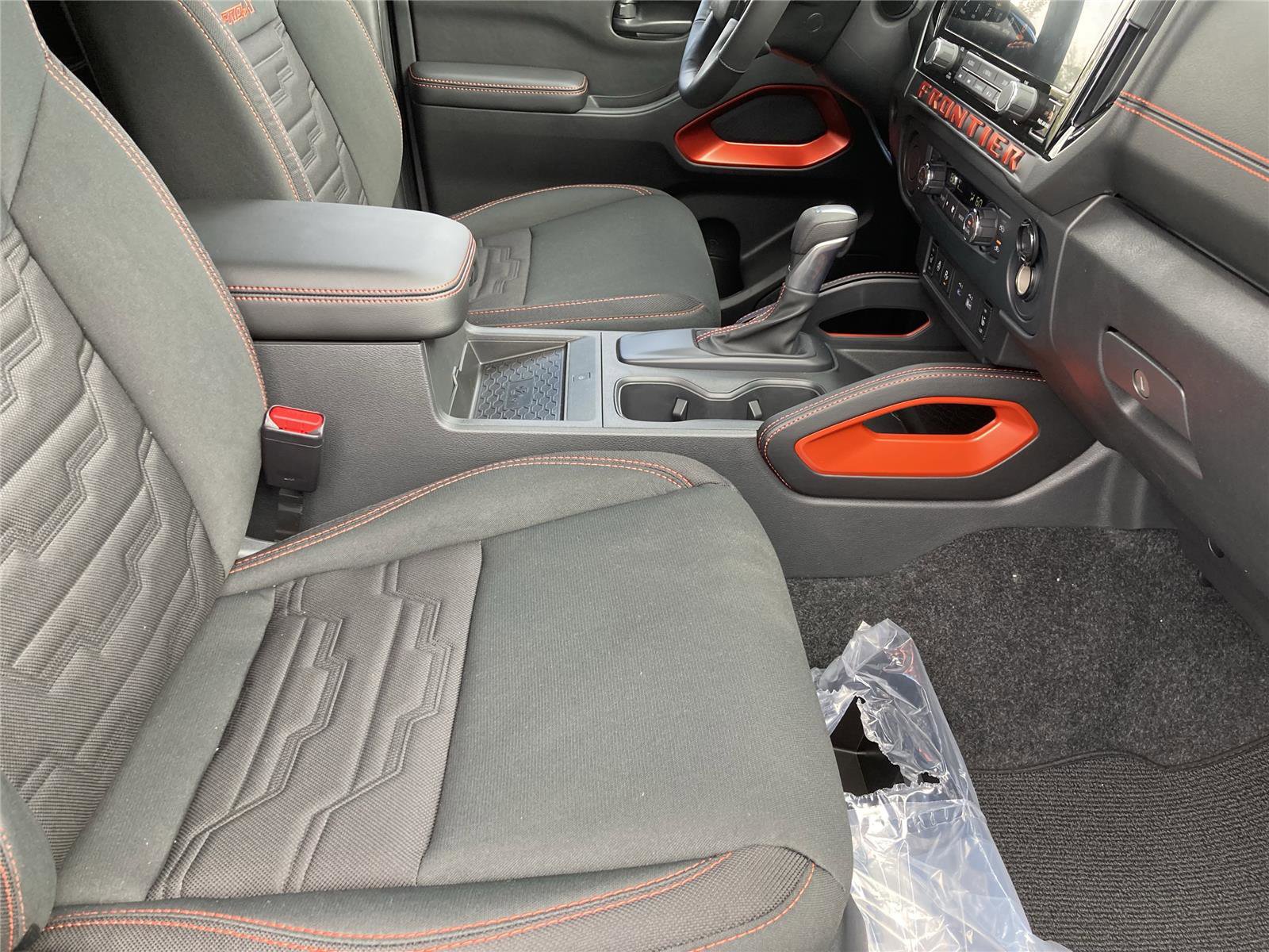 New 2026 Nissan Frontier Pro-X w/ Pro-X Convenience Package image 33