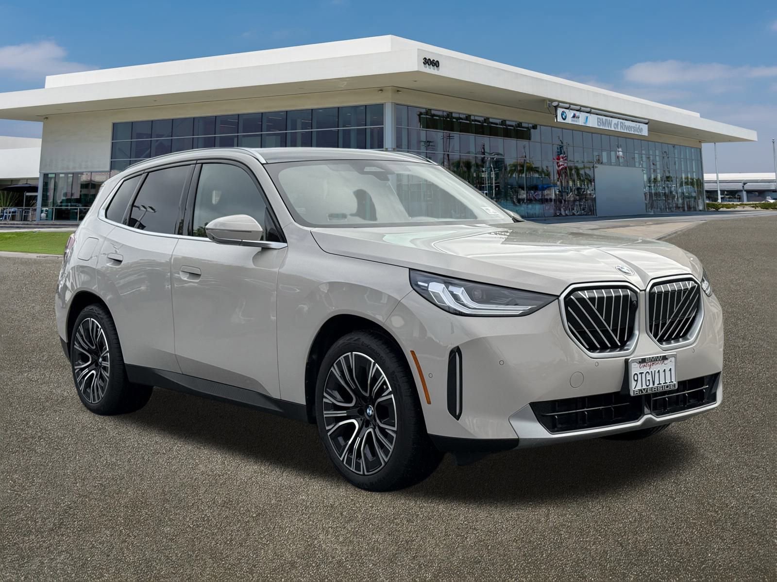 Used 2025 BMW X3 xDrive30i image 2