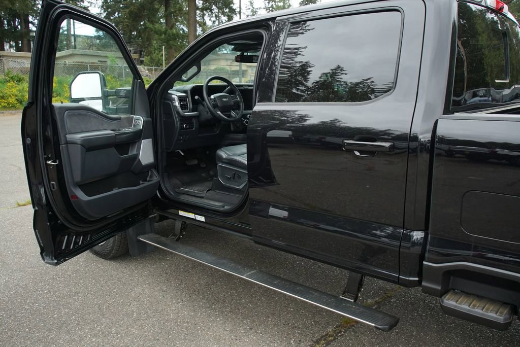 Certified 2025 Ford F450 Platinum w/ FX4 Off-Road Package AWD/4WD image 28