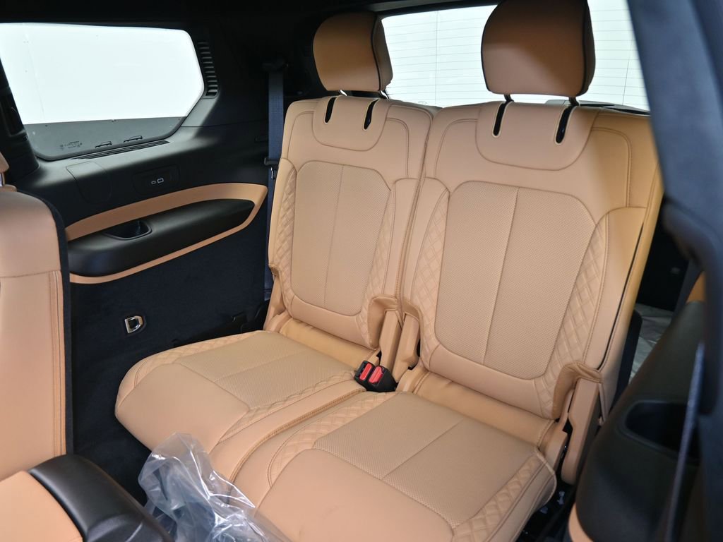Used 2025 Jeep Grand Cherokee L Summit AWD/4WD image 32
