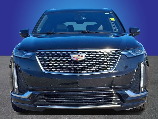 Used 2025 Cadillac XT6 Premium Luxury image 2