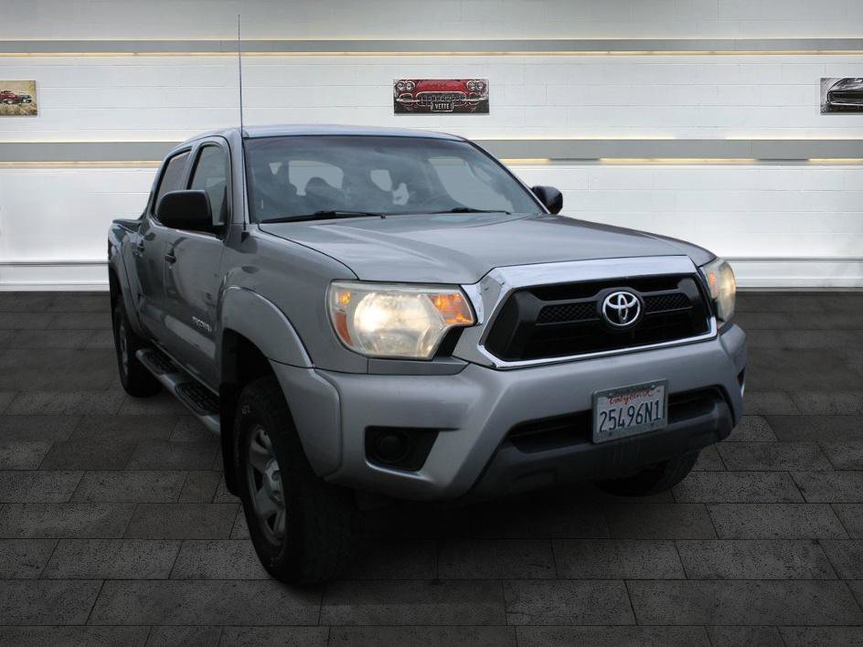 Used 2014 Toyota Tacoma PreRunner image 1
