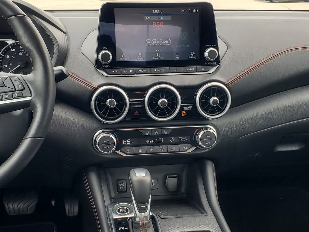 Used 2024 Nissan Sentra SR w/ SR Premium Package image 30