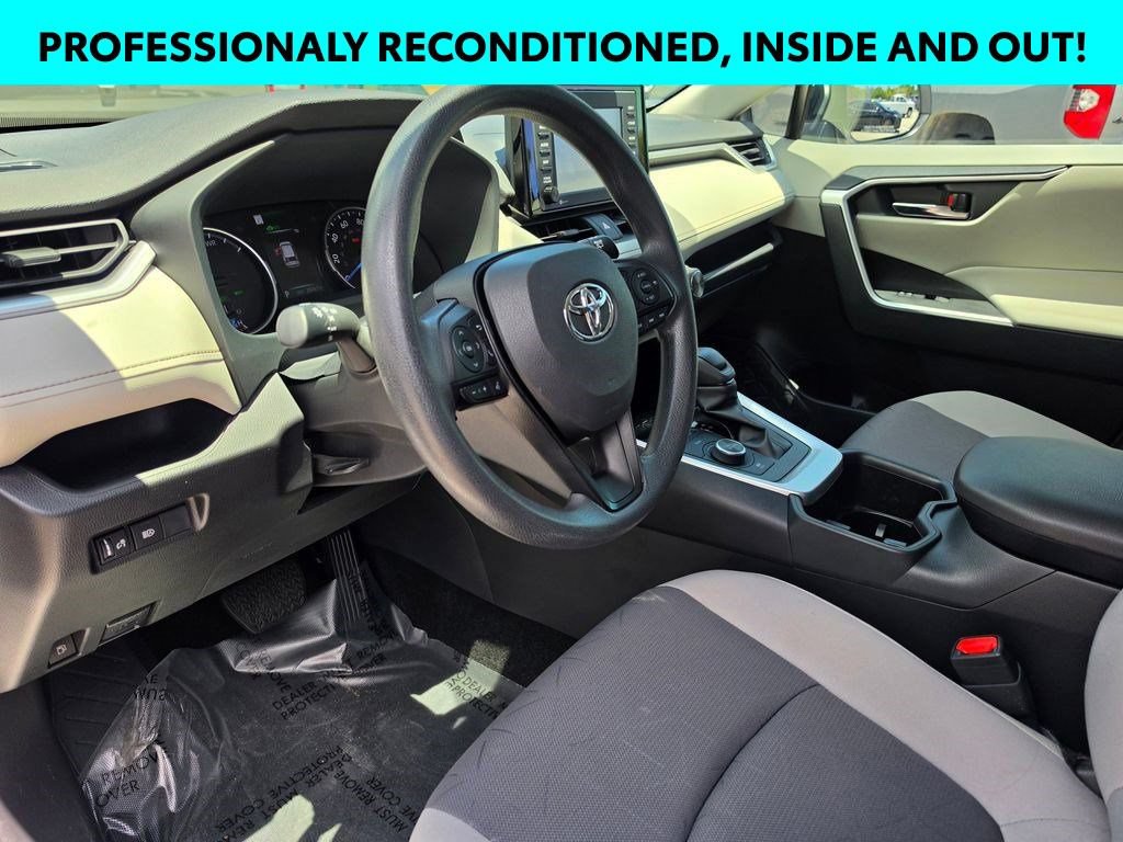 Certified 2022 Toyota RAV4 XLE AWD/4WD image 7