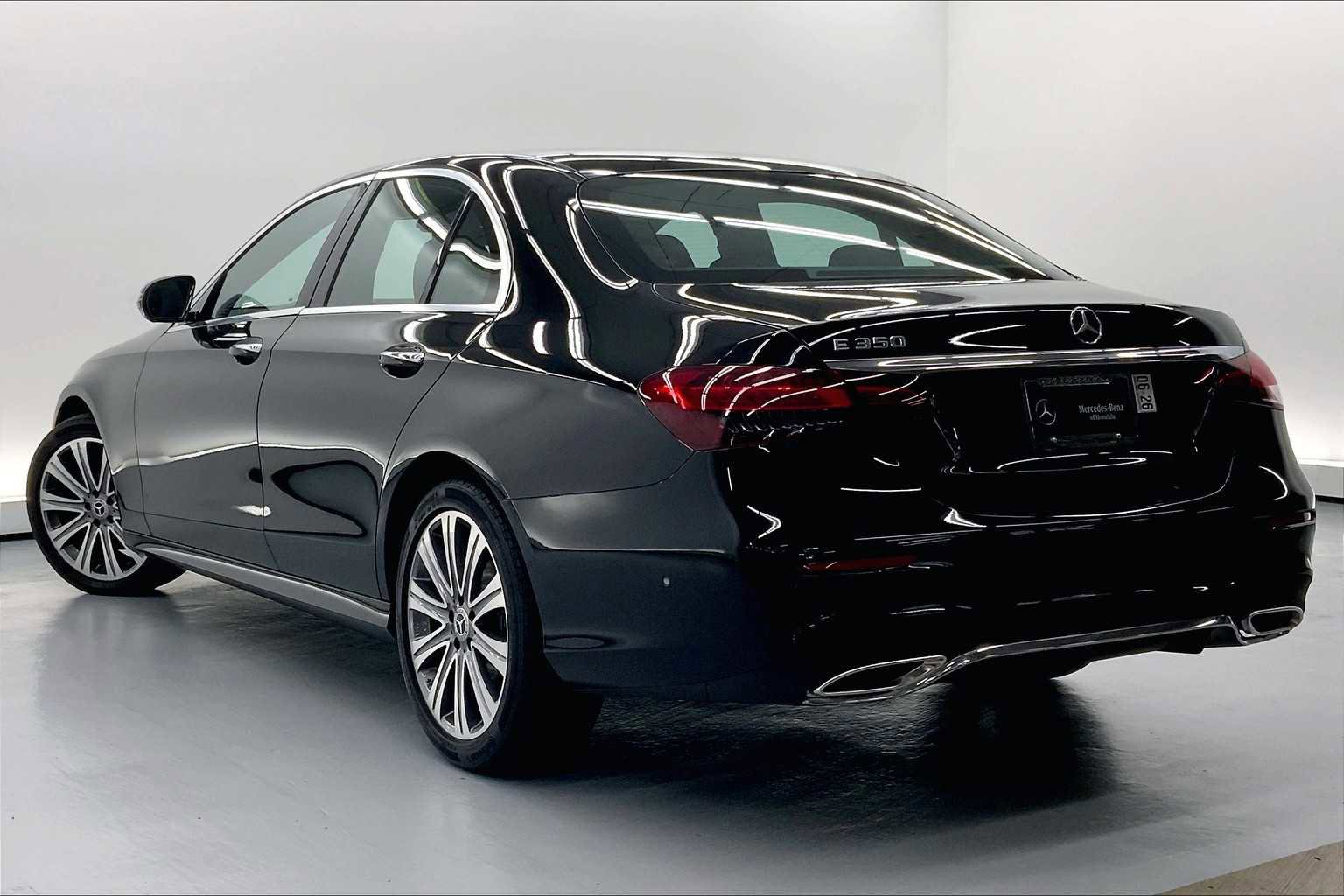 Certified 2022 Mercedes-Benz E 350 Sedan image 4