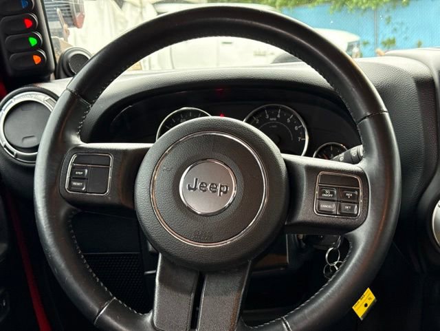 Used 2013 Jeep Wrangler Unlimited Sahara AWD/4WD image 24