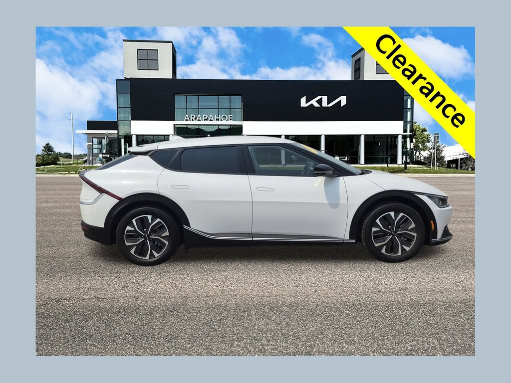 Used 2024 Kia EV6 Light AWD/4WD image 1