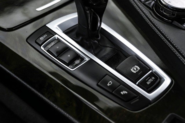 Used 2015 BMW 650i Convertible image 26