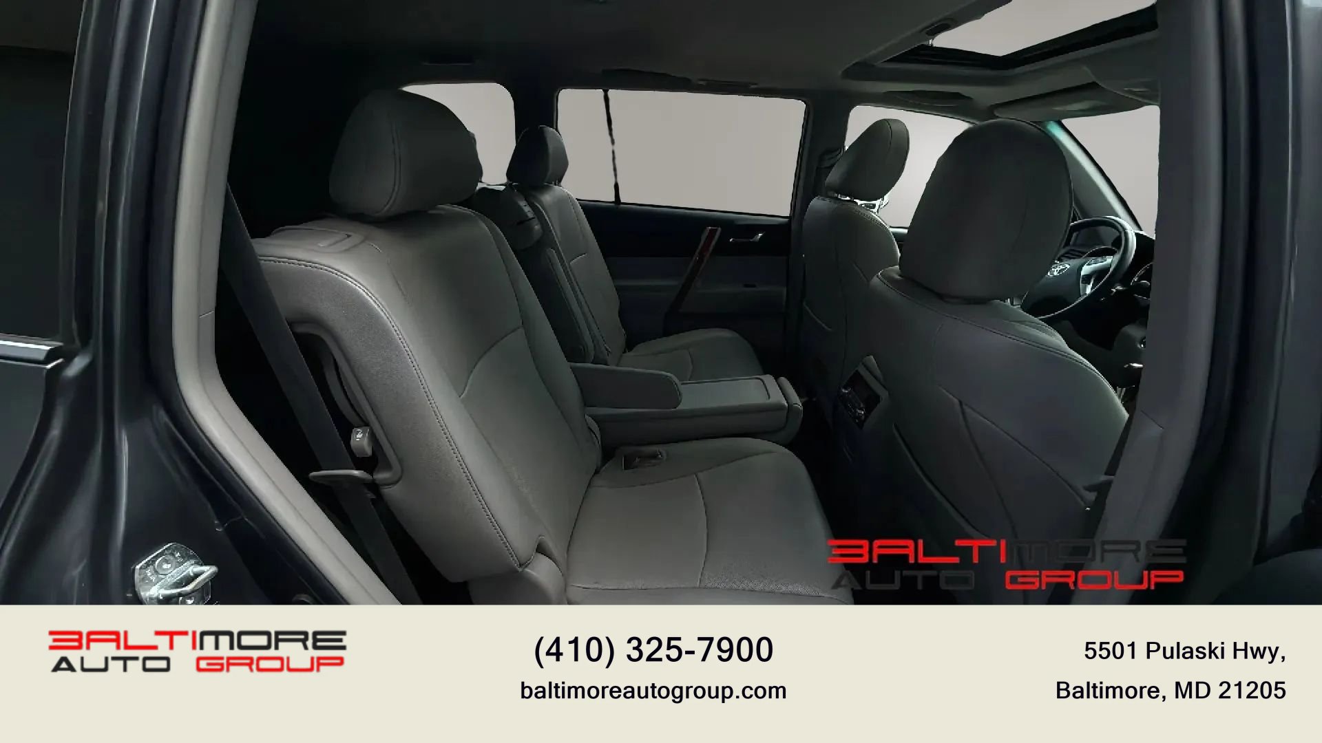Used 2012 Toyota Highlander Limited w/ Tow Pkg AWD/4WD image 27