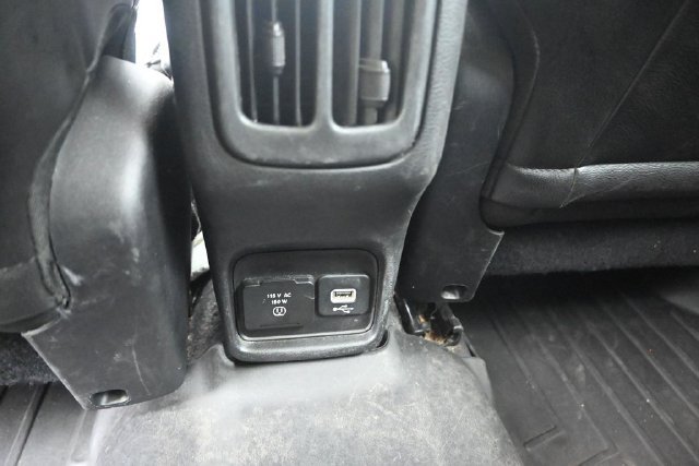 Used 2018 Jeep Compass Latitude w/ Popular Equipment Group AWD/4WD image 18