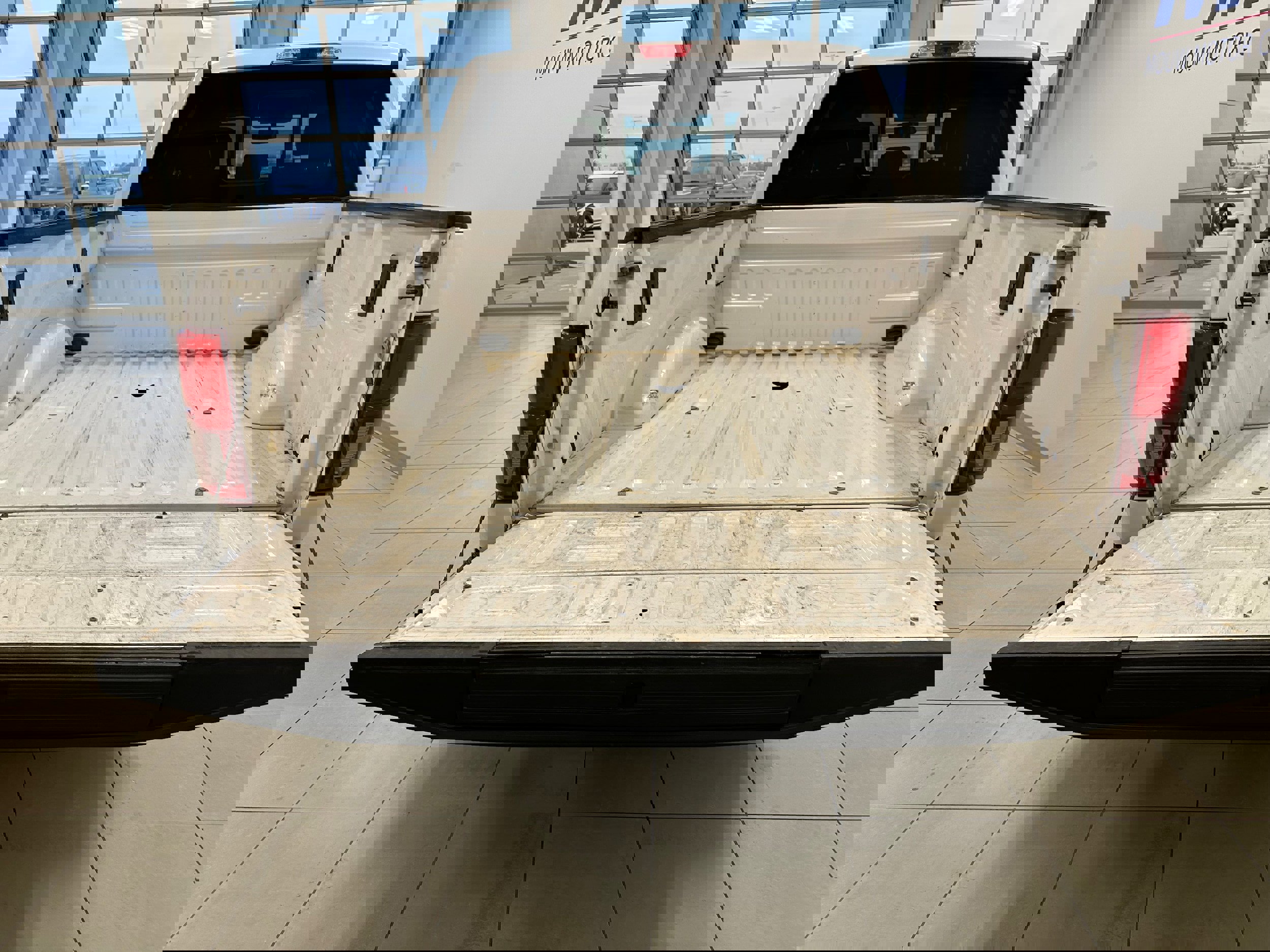 Used 2018 Ford F150 Lariat image 7