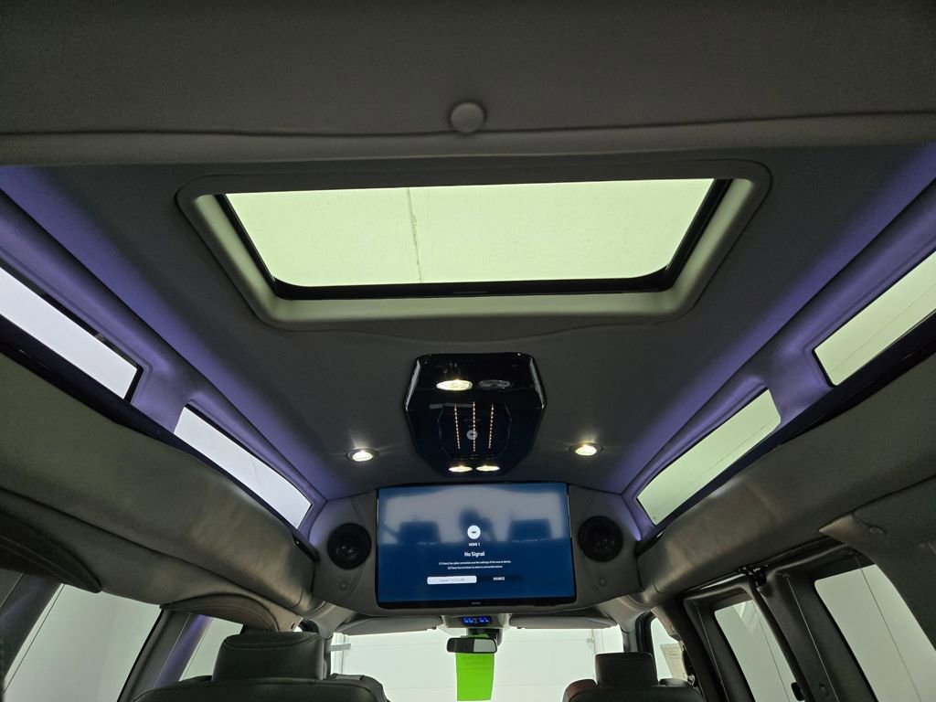 New 2024 GMC Savana 2500 image 8