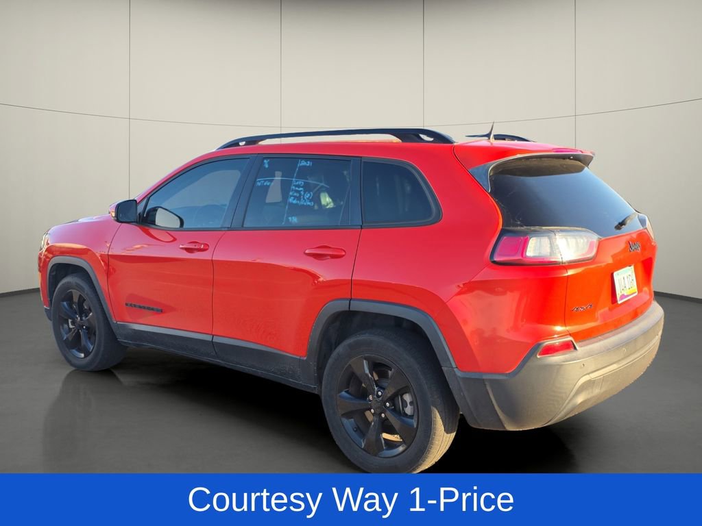 Used 2021 Jeep Cherokee Latitude Plus AWD/4WD image 6