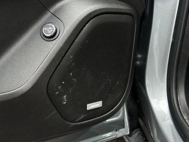 Certified 2023 GMC Acadia SLT w/ Elevation Edition image 25