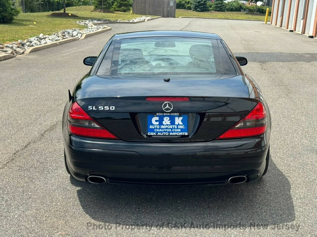 Used 2007 Mercedes-Benz SL 550 image 6