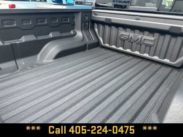 New 2026 GMC Canyon Denali image 9